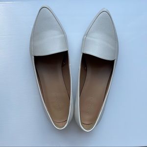 Banana Republic white croc pointed toe flats